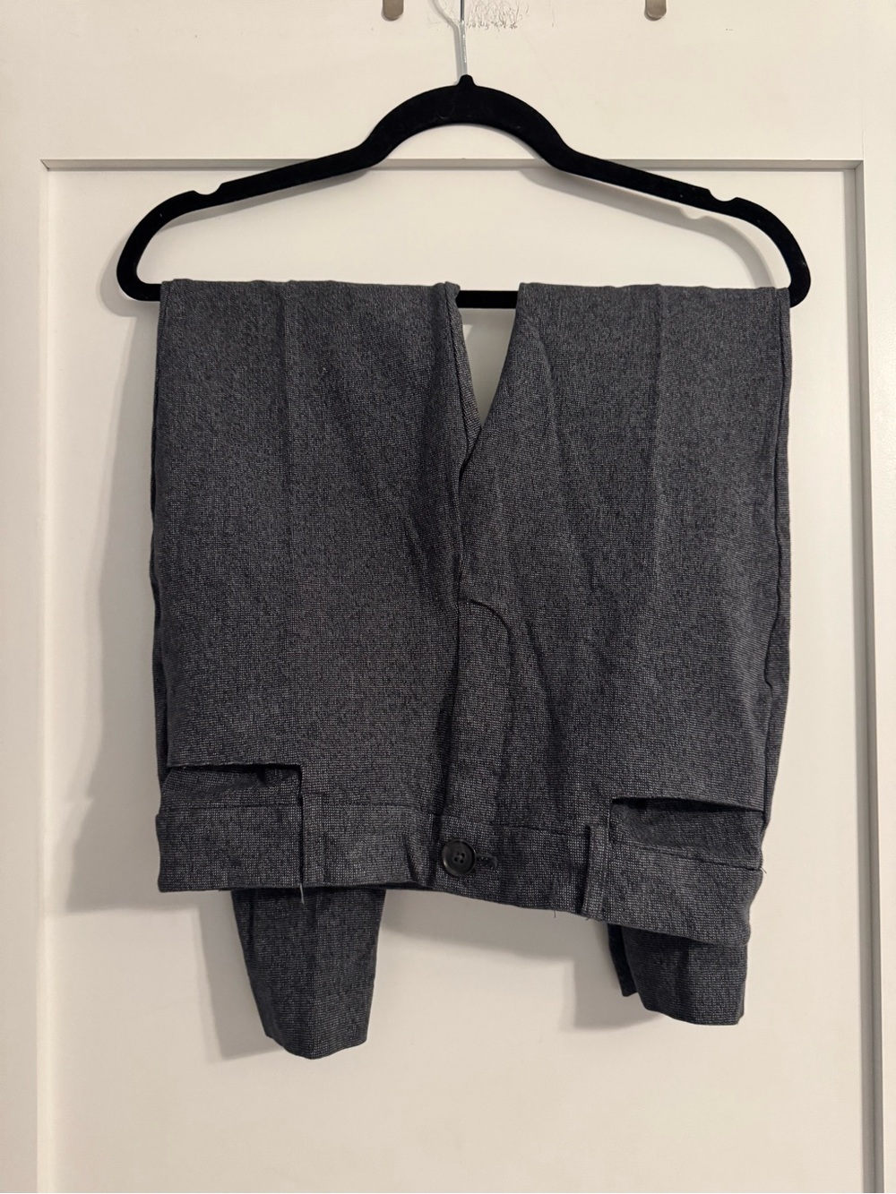 LOFT Women's Skinny Pants in Charcoal Gray